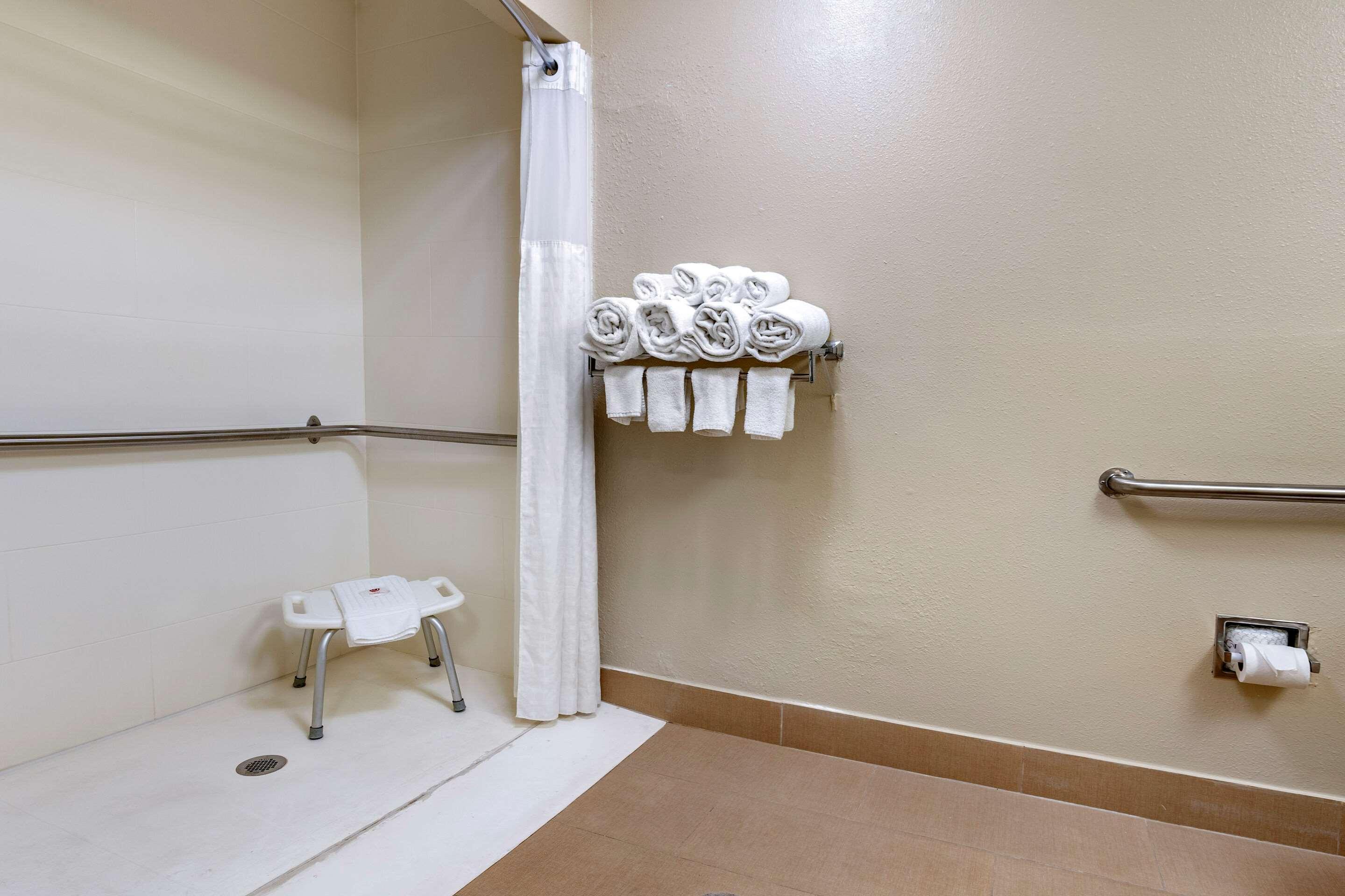 Comfort Inn & Suites Lincoln Extérieur photo
