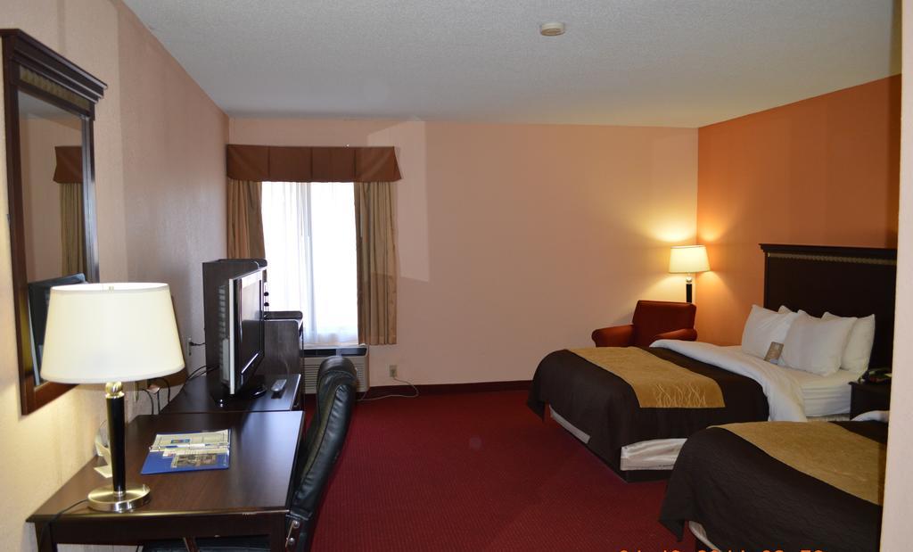 Comfort Inn & Suites Lincoln Extérieur photo