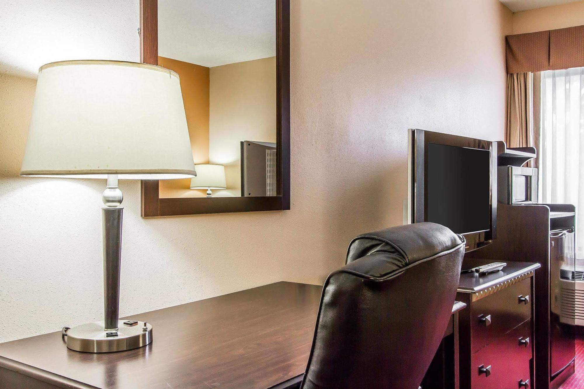 Comfort Inn & Suites Lincoln Extérieur photo