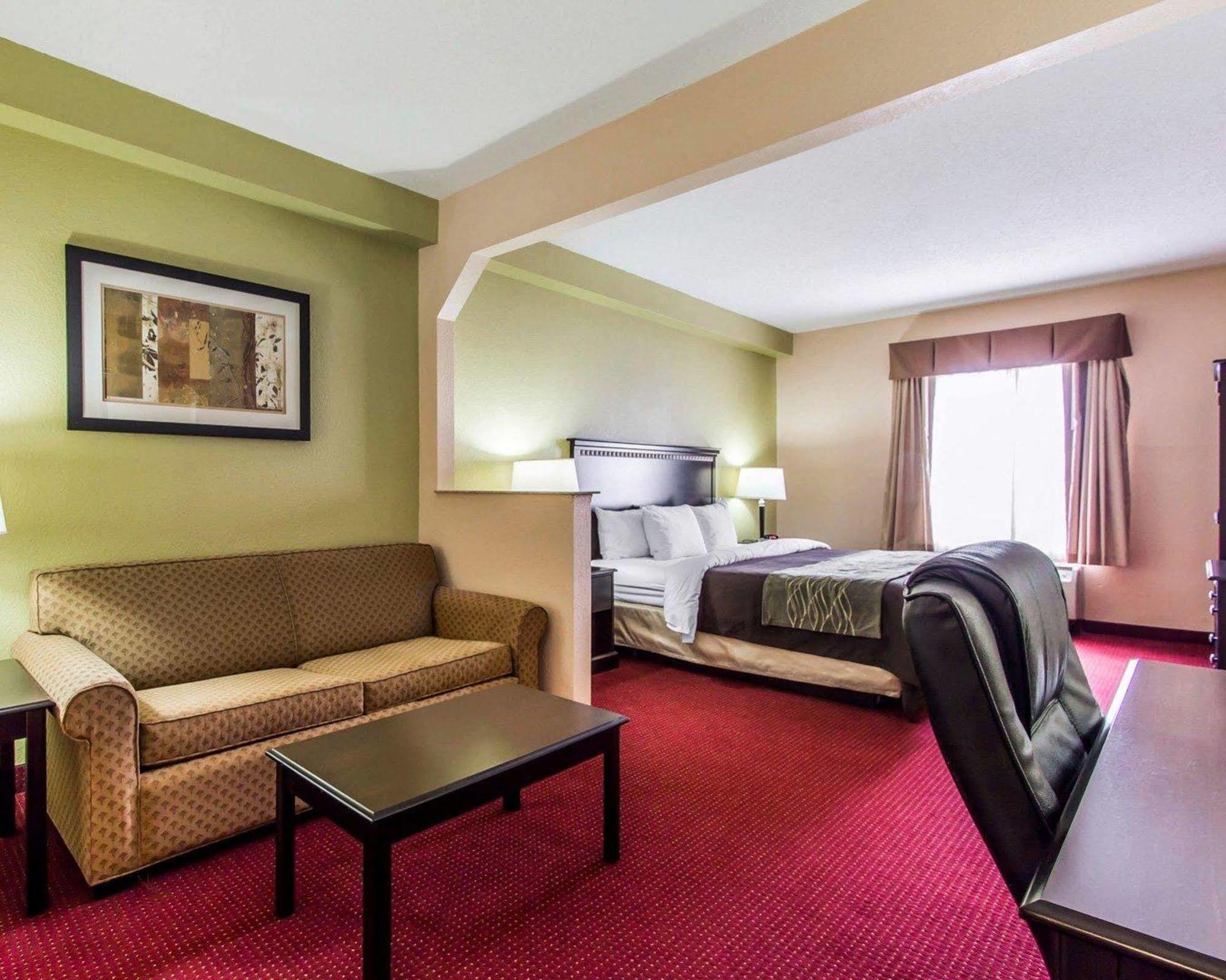 Comfort Inn & Suites Lincoln Extérieur photo