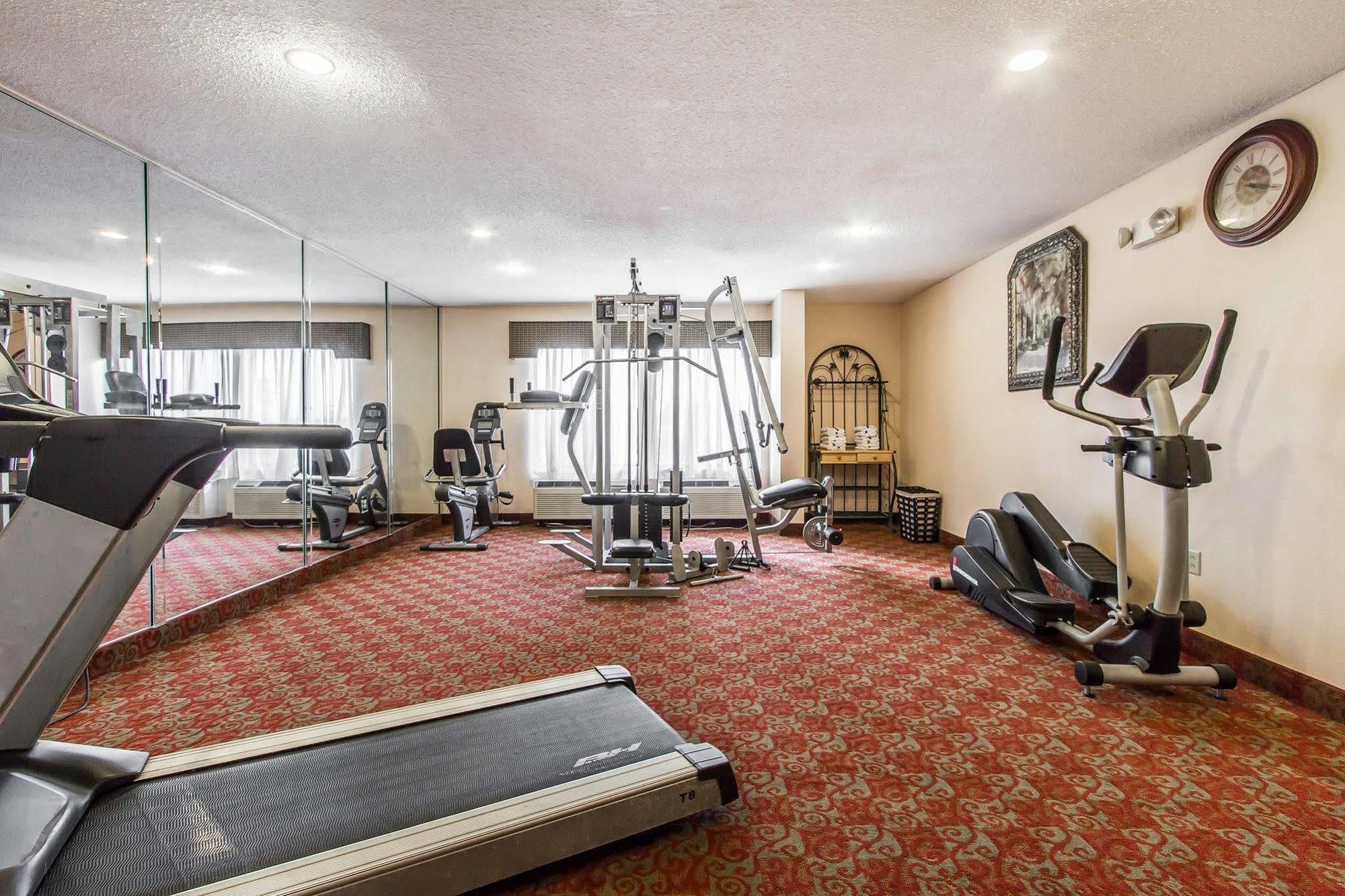Comfort Inn & Suites Lincoln Extérieur photo